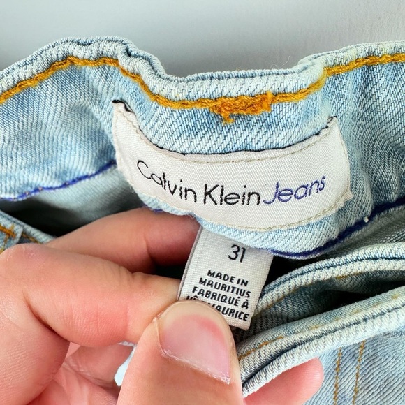 Calvin Klein Light Wash Denim Shorts - Picture 4 of 7